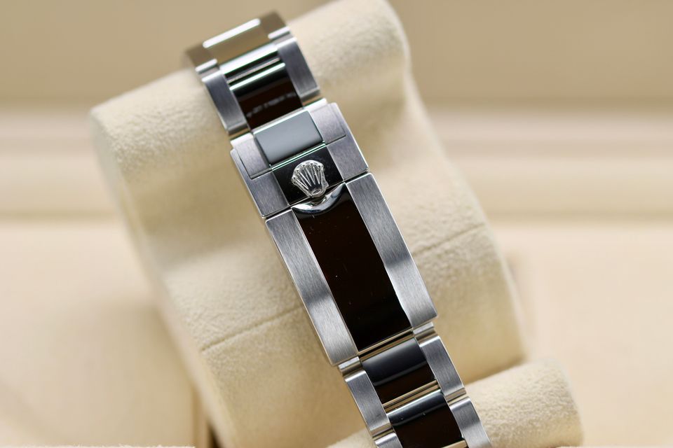 Rolex Yacht-Master II 116680 Image 4